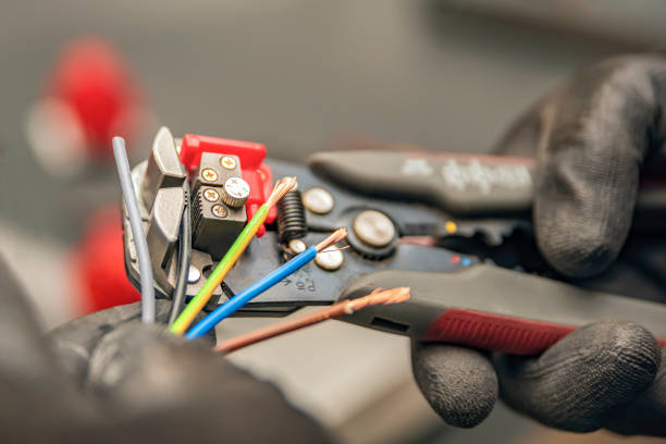 Best Circuit Breaker Repair  in Crivitz, WI